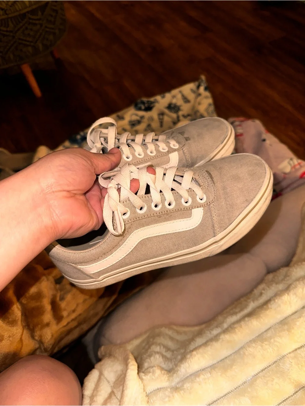 Vans Casual Women's Low-Top Lace-Up Sneakers in Light Beige